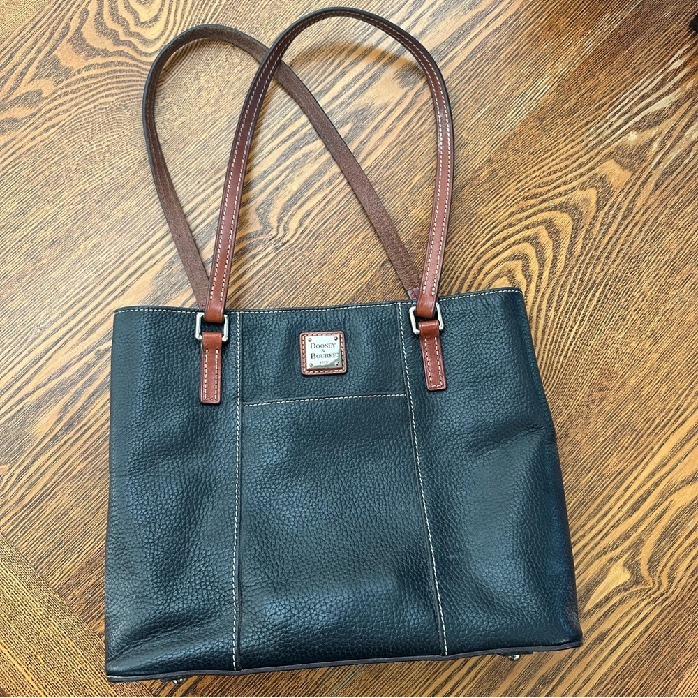 Dooney & Bourke Pebble Grain Shoulder Tote Bag